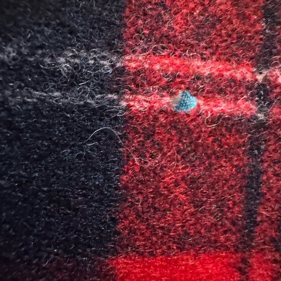 Vintage 1970’s Pendleton Red and Black Wool Tartan Scarf ( please see all photos - Picture 5 of 6